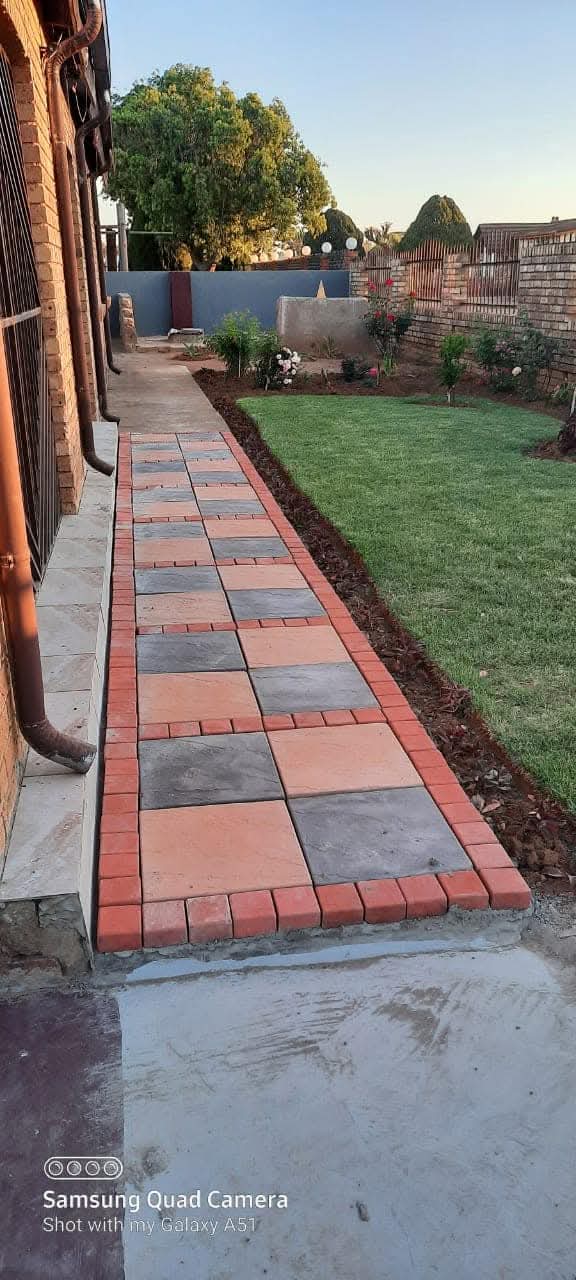SQUARE Paving