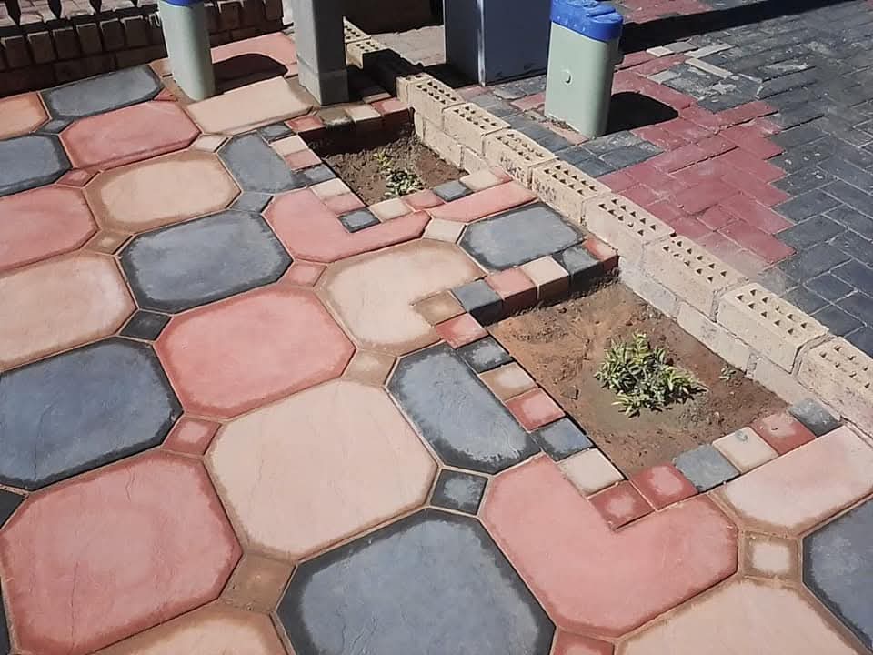 Octagon paving